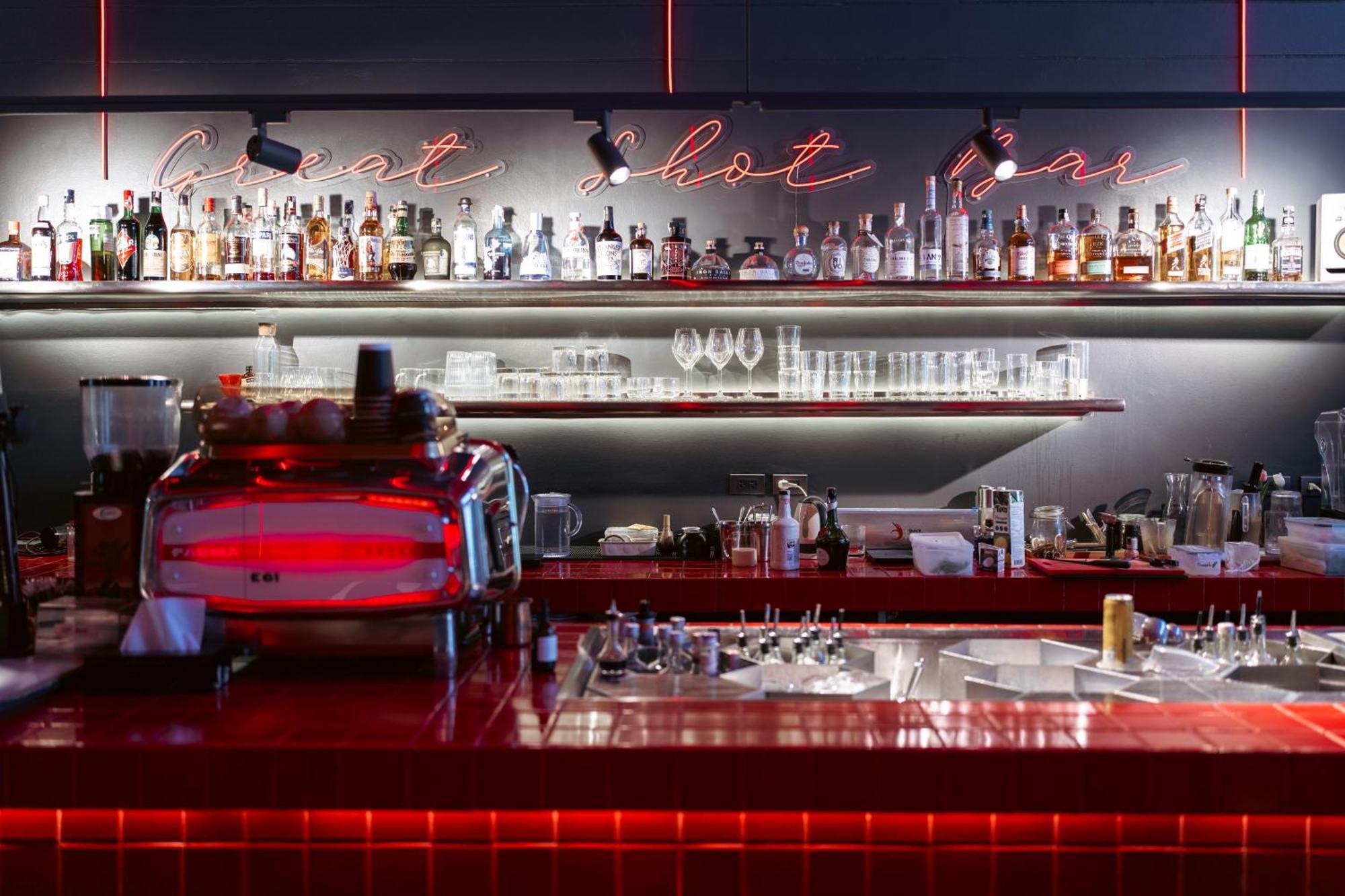Foto Hotel Phuket Beachfront Exterior foto The bar at the W Hotel in Milan